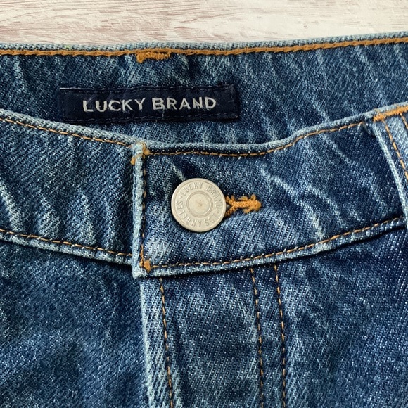 Lucky Brand Medium Wash High Rise Button Fly Relaxed Taper Leg Crop Mom Jeans - Picture 2 of 10